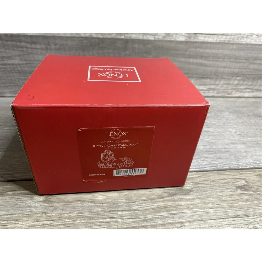 LENOX‎ KITTY'S CHRISTMAS NAP FIGURINE with Box